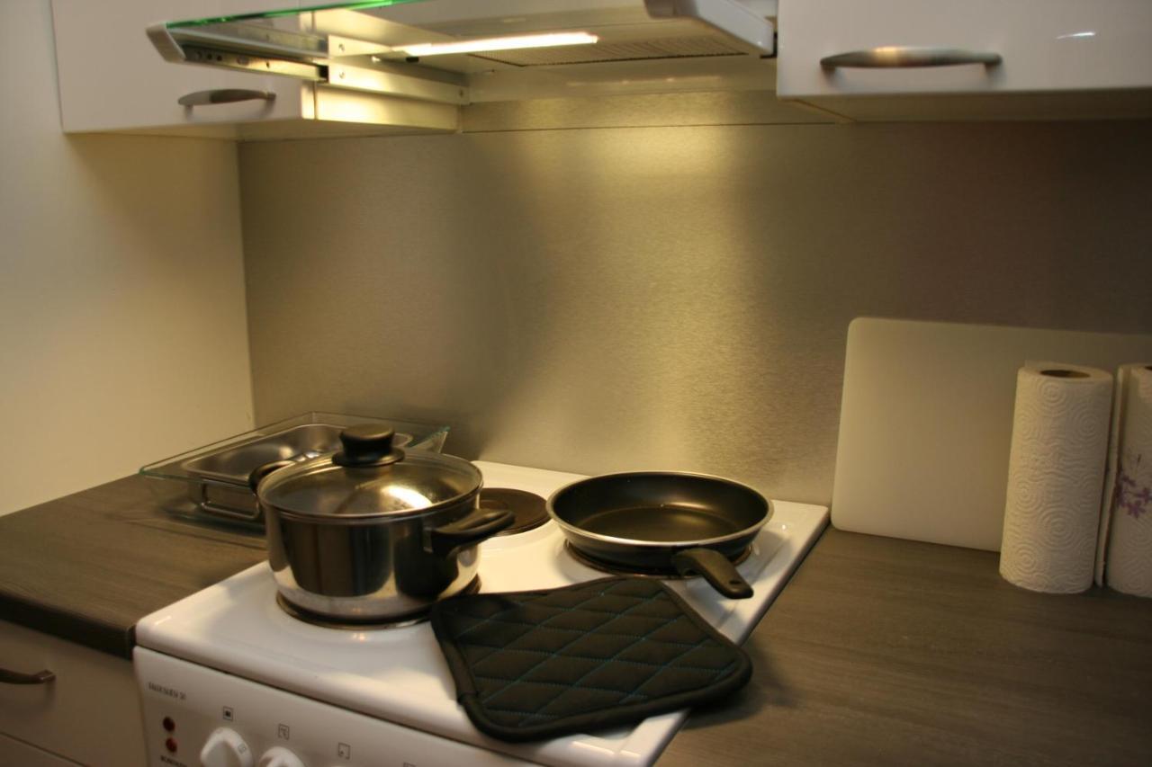 City Apartments Turku - 1 Bedroom Apartment With Private Sauna Szoba fotó
